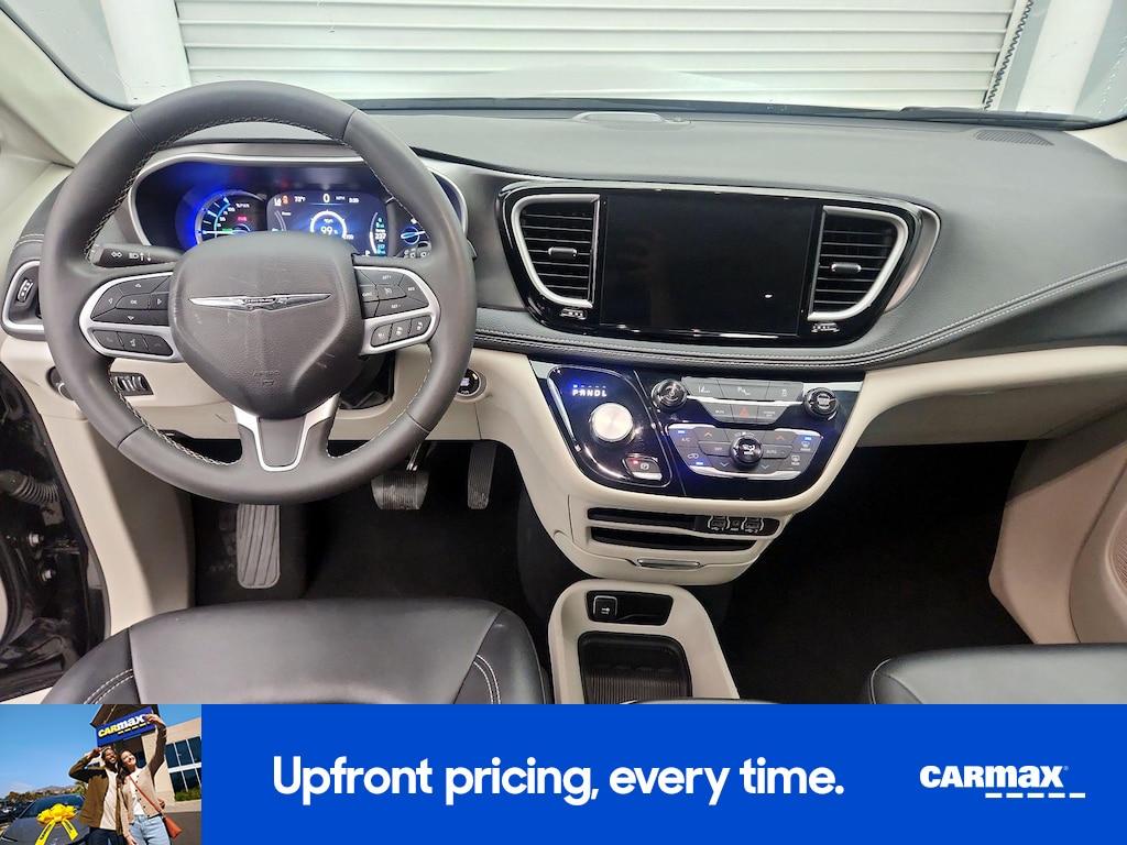 used 2024 Chrysler Pacifica Hybrid car, priced at $26,998