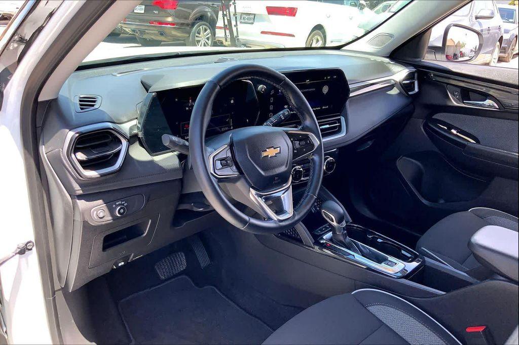 used 2025 Chevrolet TrailBlazer car, priced at $23,185