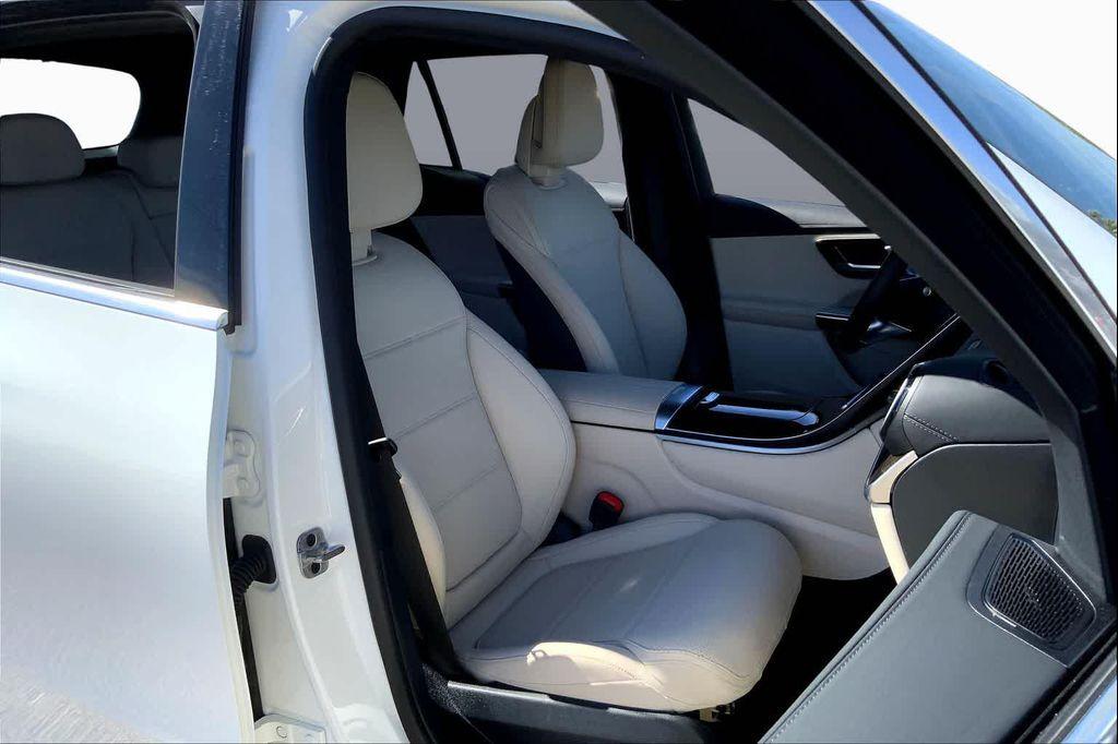 used 2025 Mercedes-Benz GLC 300 car, priced at $45,102