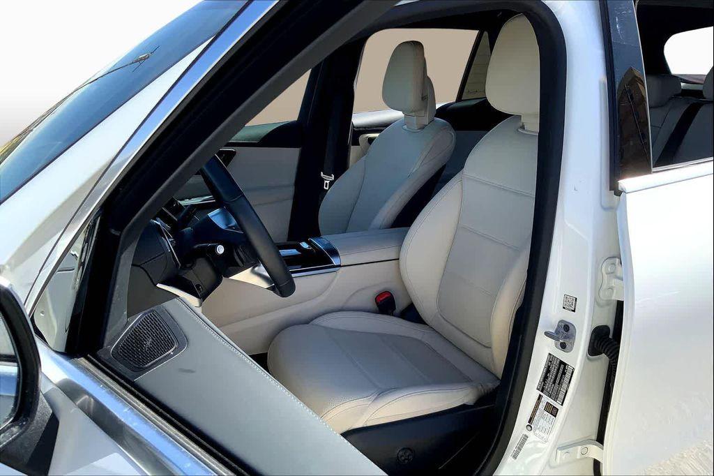 used 2025 Mercedes-Benz GLC 300 car, priced at $45,102