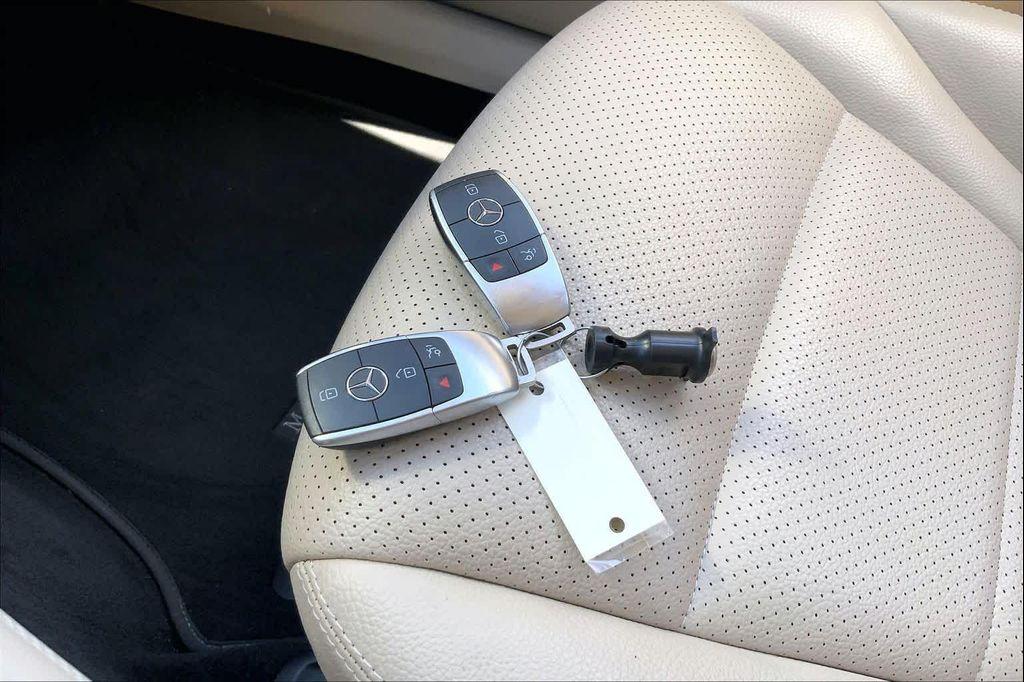 used 2021 Mercedes-Benz GLC 300 car, priced at $25,372