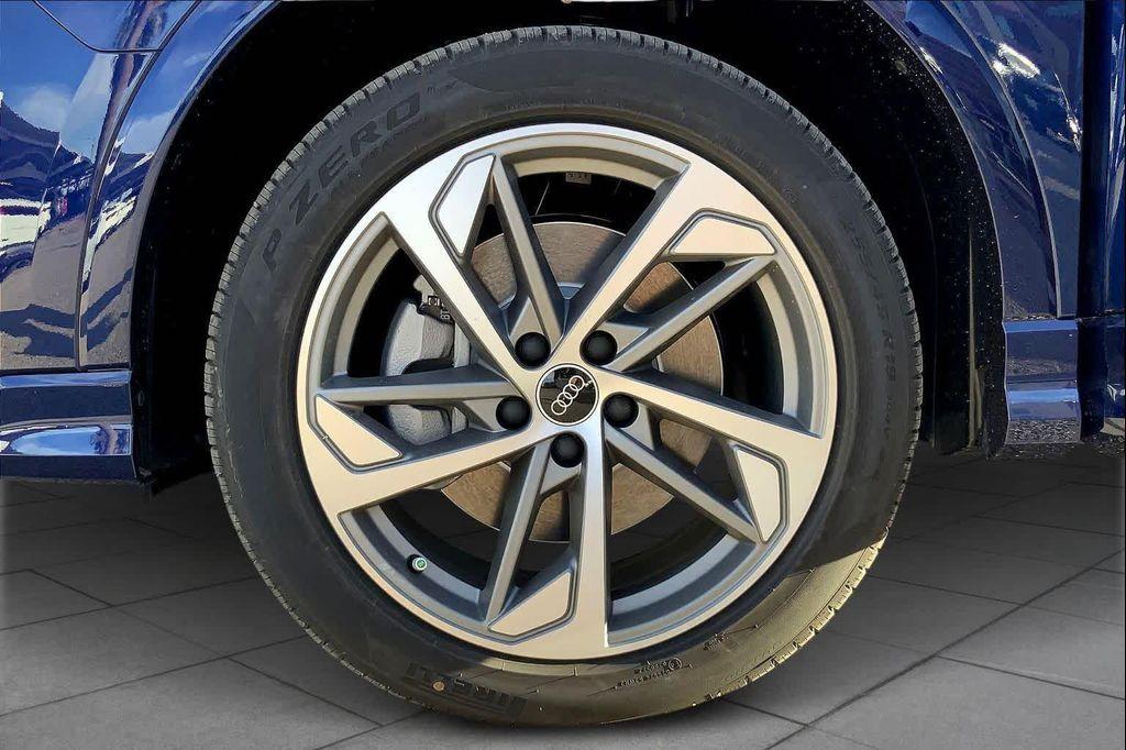 new 2025 Audi Q3 car, priced at $42,738