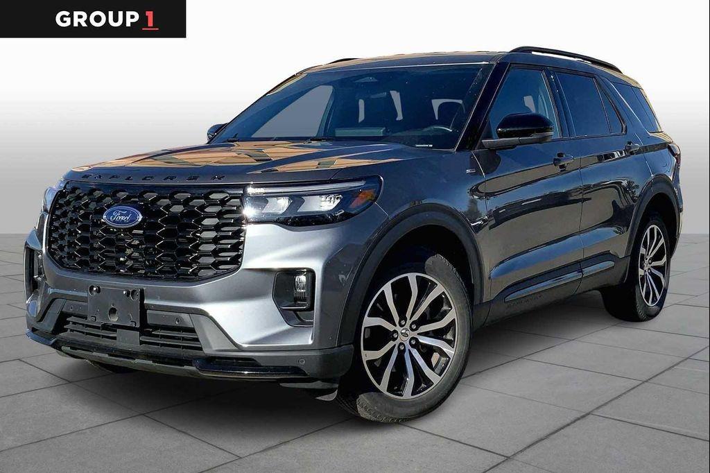 used 2025 Ford Explorer car, priced at $38,662