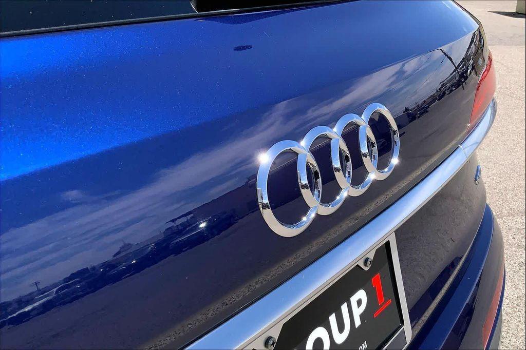 used 2021 Audi Q7 car, priced at $25,004