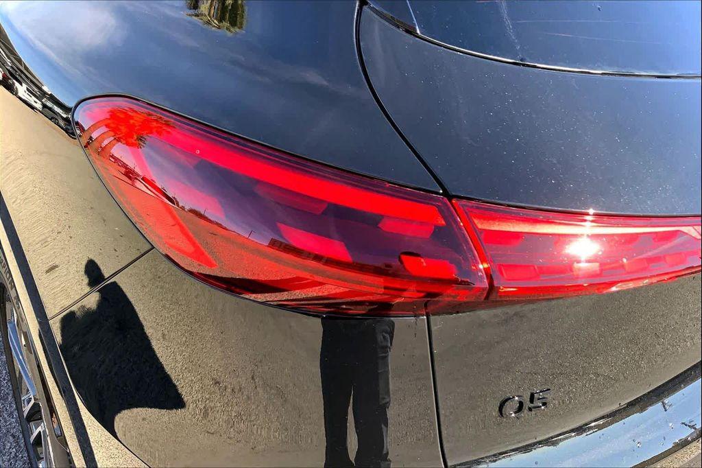 new 2025 Audi Q5 car, priced at $55,756