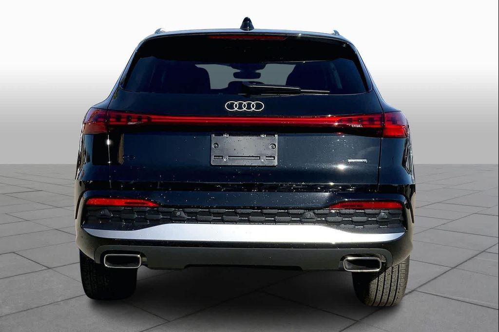 new 2025 Audi Q5 car, priced at $55,756