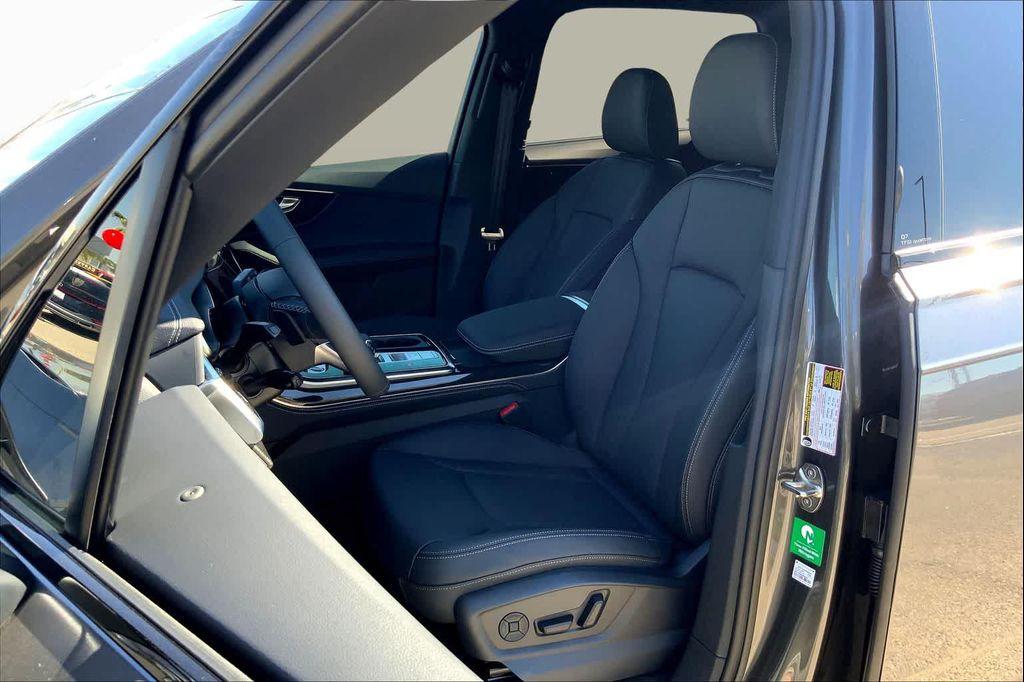 new 2026 Audi Q7 car, priced at $74,380