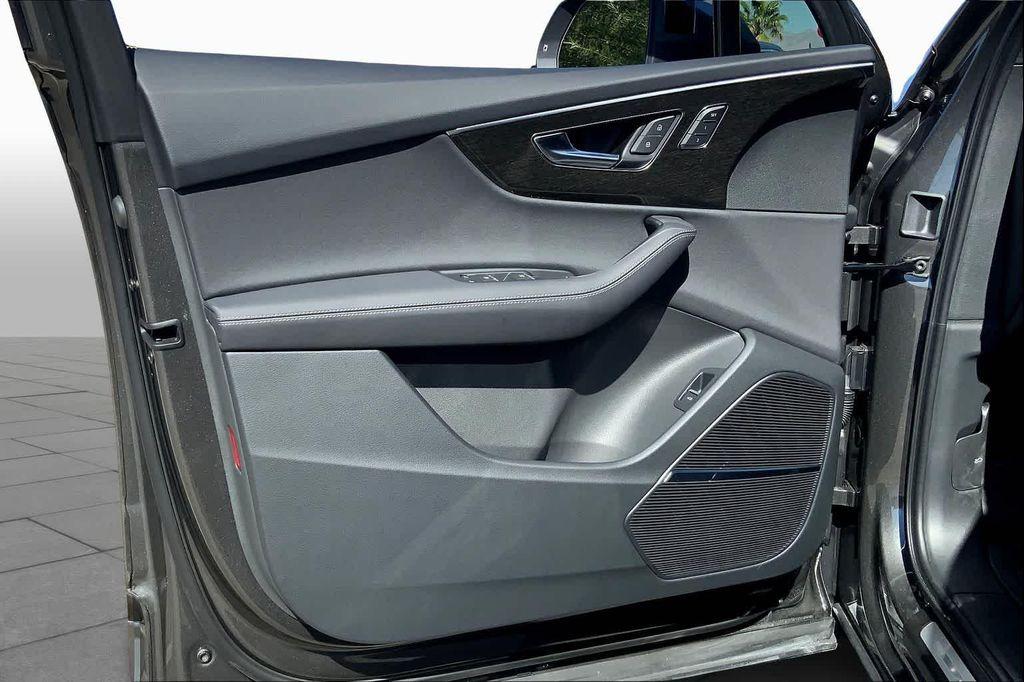 new 2026 Audi Q7 car, priced at $74,380
