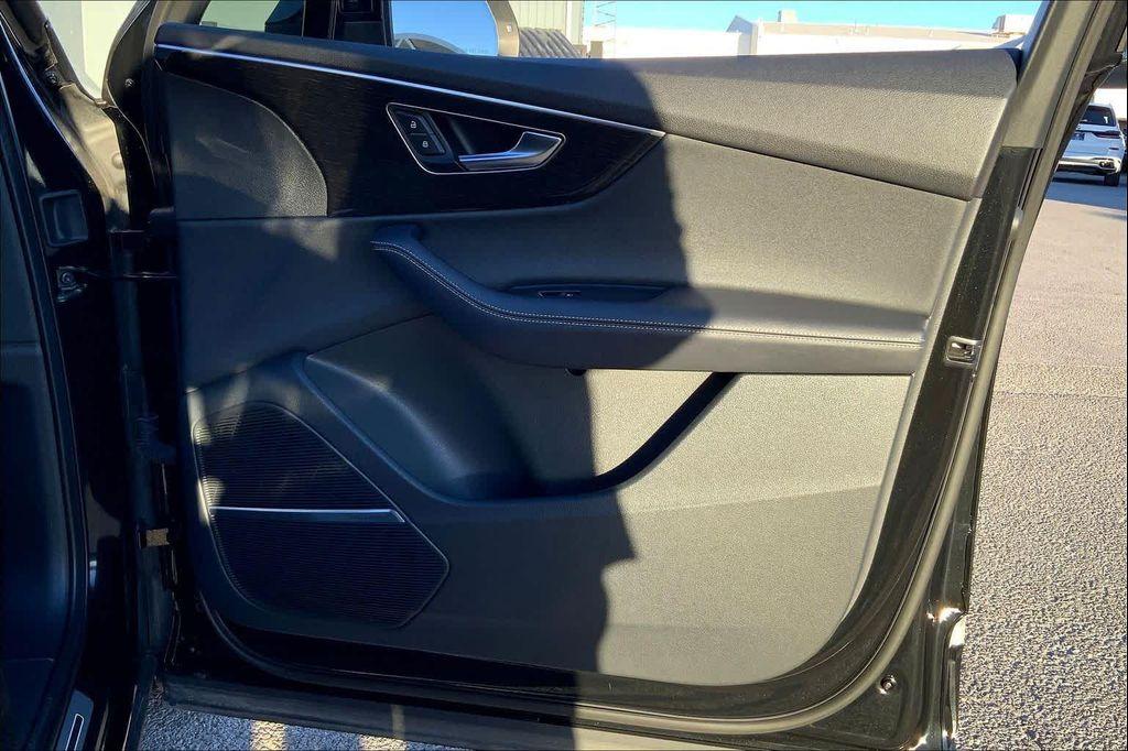 used 2025 Audi Q7 car, priced at $55,545