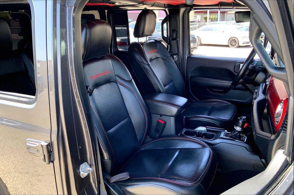 used 2021 Jeep Wrangler Unlimited car, priced at $34,915