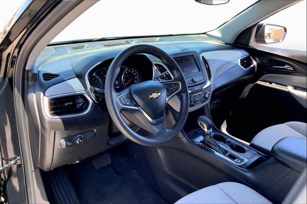 used 2024 Chevrolet Equinox car, priced at $22,400