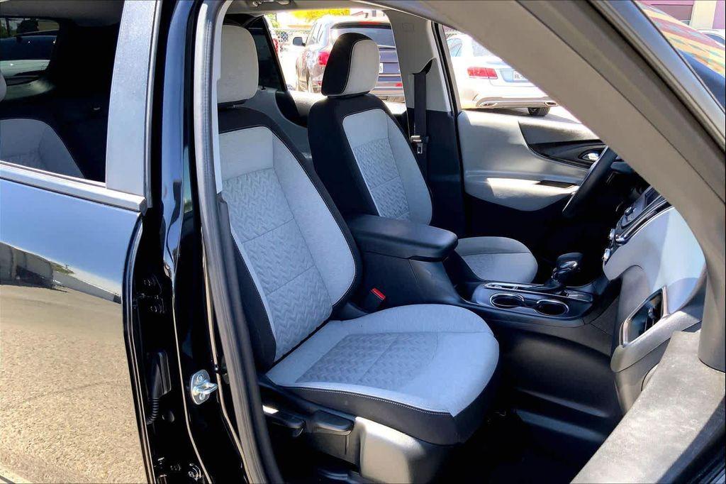 used 2024 Chevrolet Equinox car, priced at $22,119