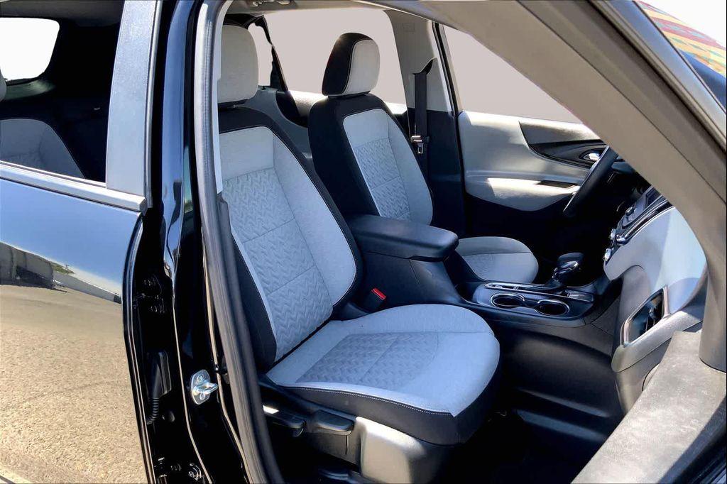 used 2024 Chevrolet Equinox car, priced at $22,400