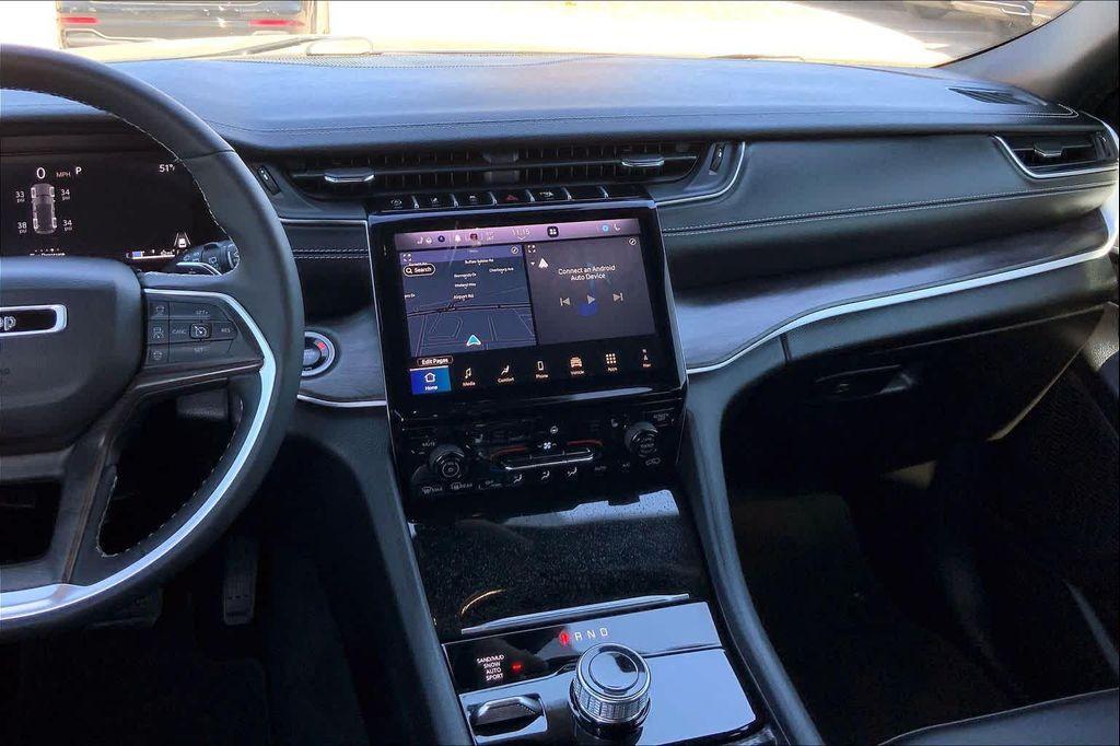 used 2024 Jeep Grand Cherokee car, priced at $34,790