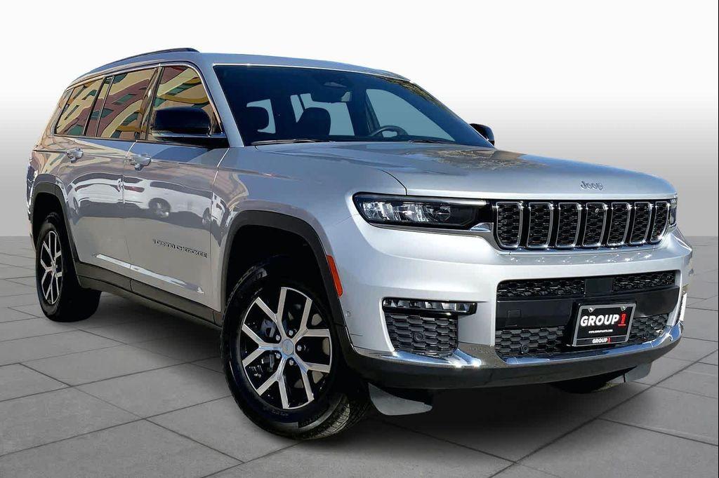 used 2024 Jeep Grand Cherokee L car, priced at $33,275