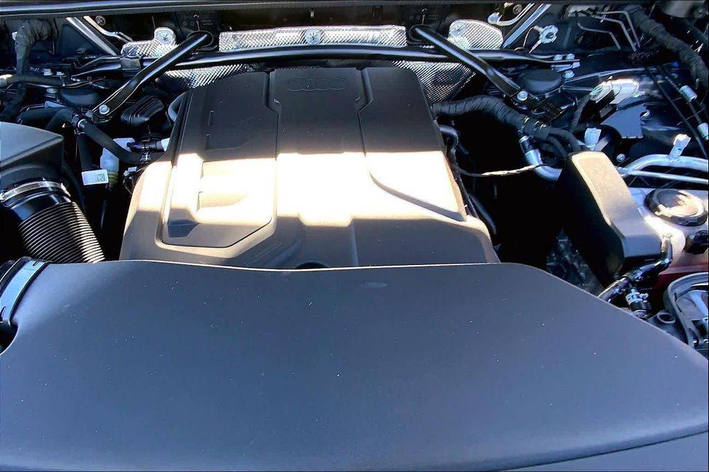 new 2025 Audi Q5 car, priced at $59,680