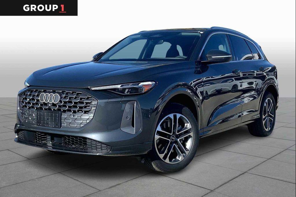 new 2025 Audi Q5 car, priced at $59,680