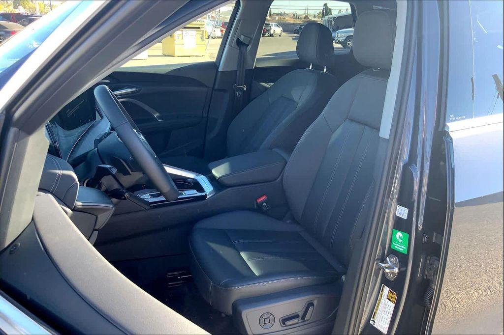 new 2025 Audi Q5 car, priced at $59,680