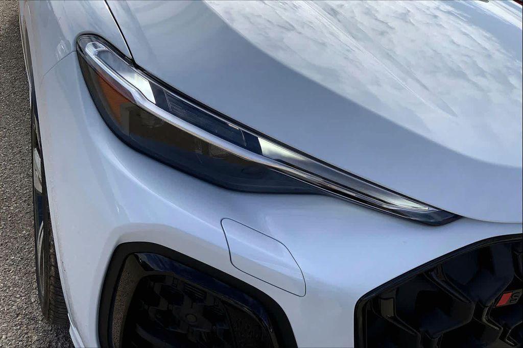new 2025 Audi SQ5 car, priced at $72,905