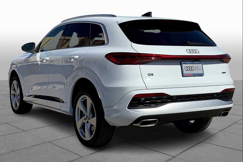 new 2025 Audi Q5 car, priced at $62,080