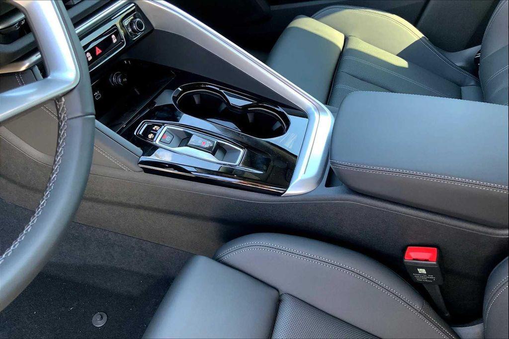 new 2025 Audi Q5 car, priced at $62,080