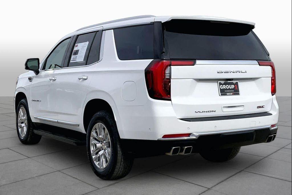 used 2025 GMC Yukon car, priced at $70,422