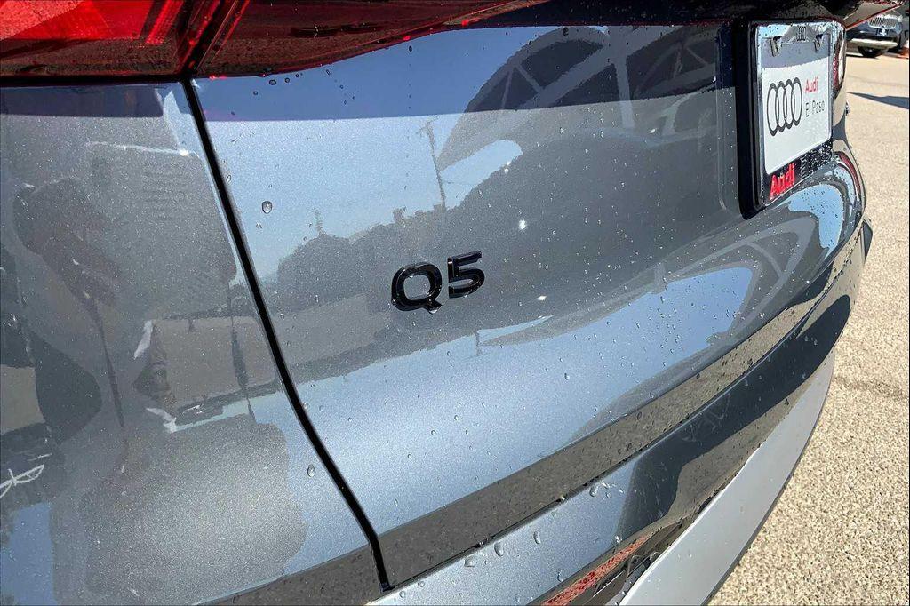 new 2025 Audi Q5 car, priced at $60,945