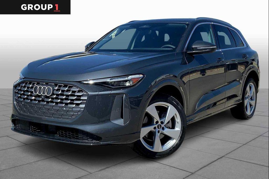 new 2025 Audi Q5 car, priced at $60,945