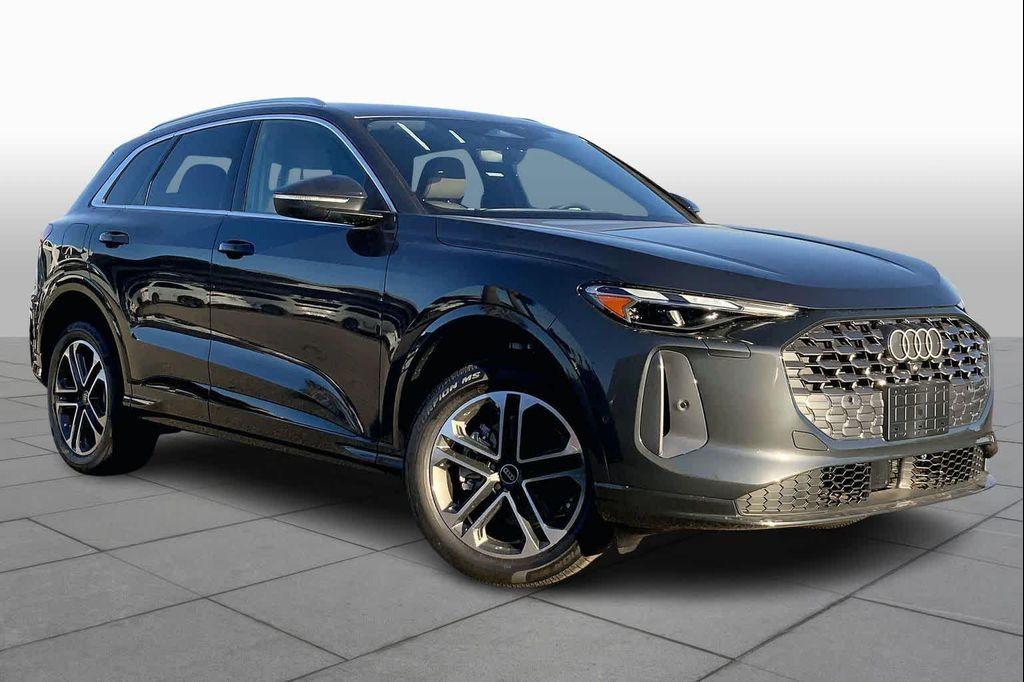 new 2025 Audi Q5 car, priced at $54,950