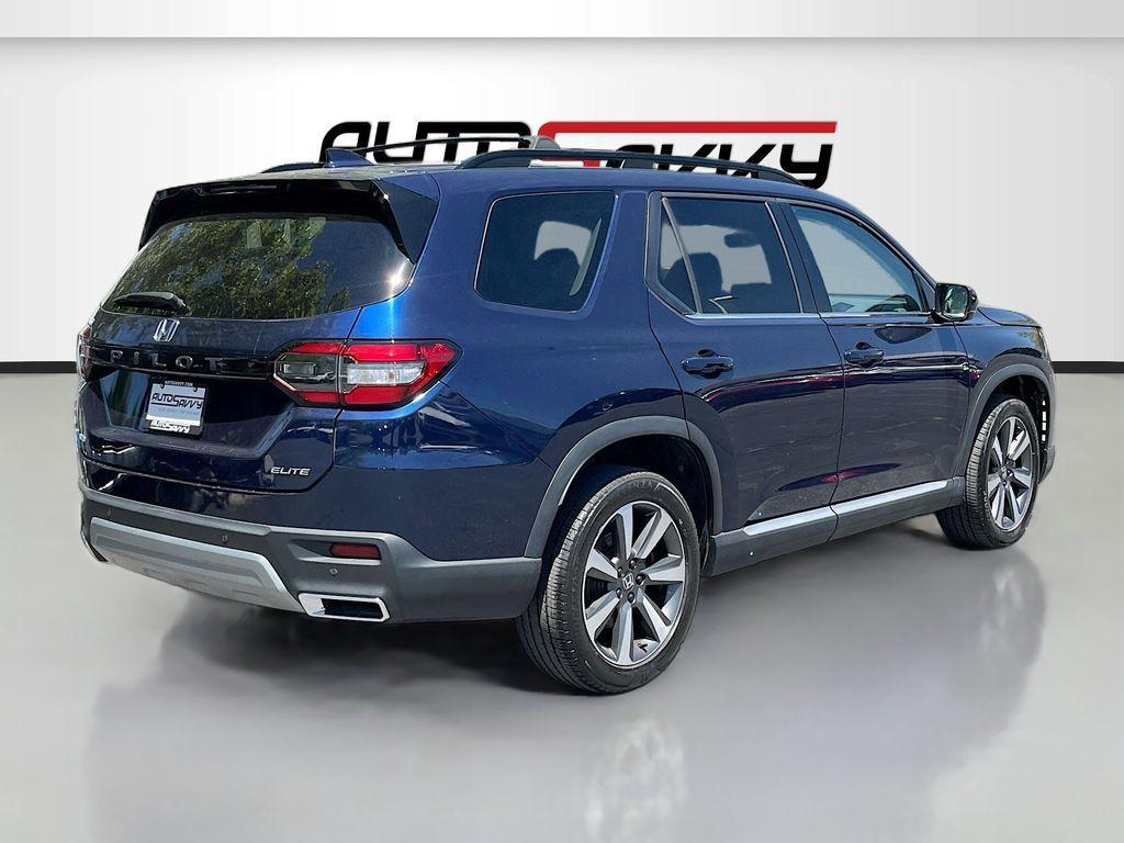 used 2024 Honda Pilot car, priced at $35,000