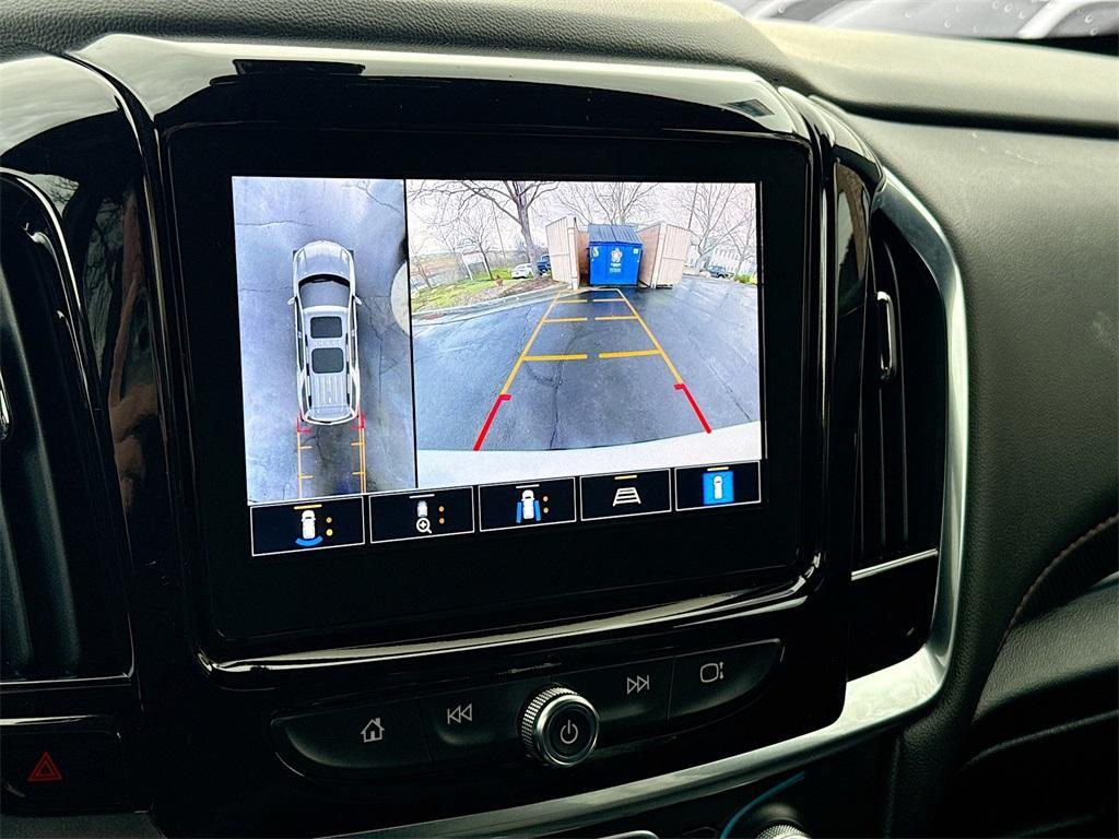 used 2023 Chevrolet Traverse car, priced at $31,200