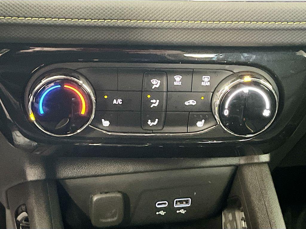 used 2024 Chevrolet TrailBlazer car, priced at $19,400