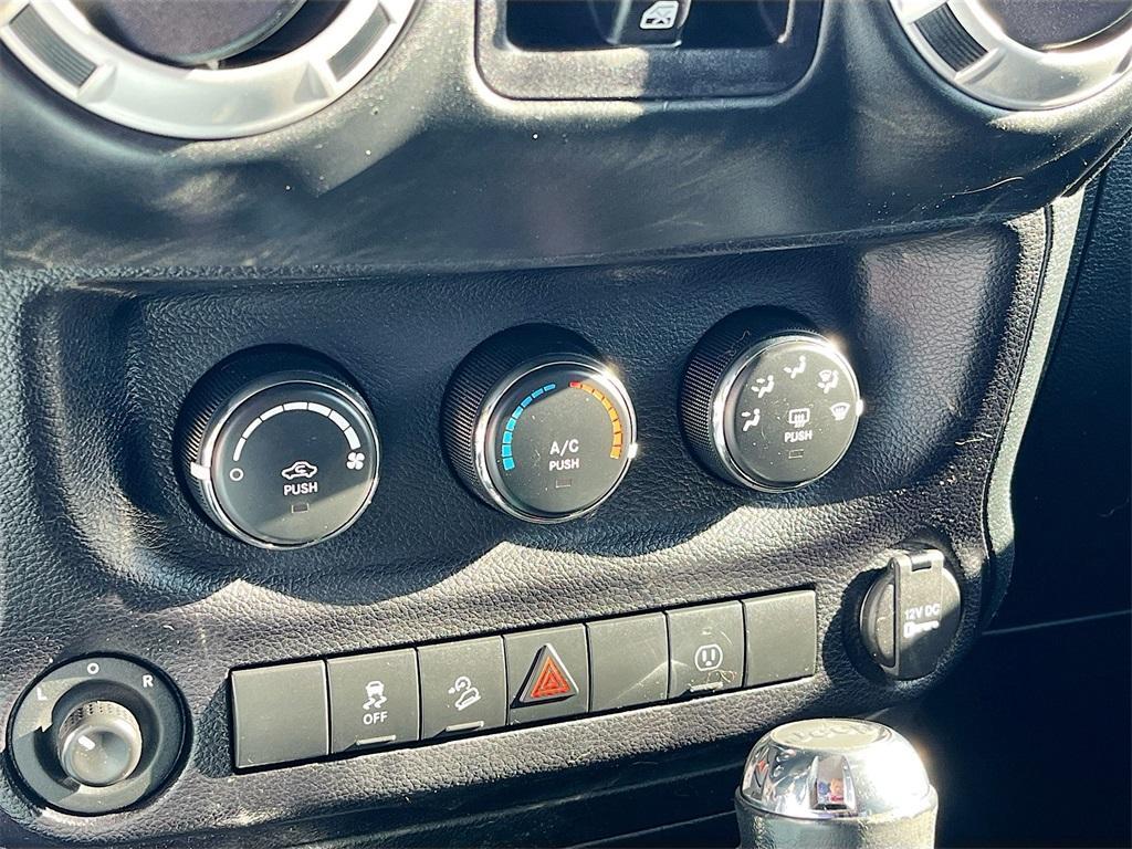 used 2016 Jeep Wrangler Unlimited car, priced at $17,700