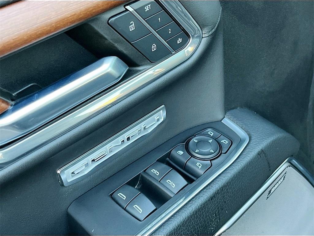 used 2023 GMC Sierra 1500 car, priced at $45,000