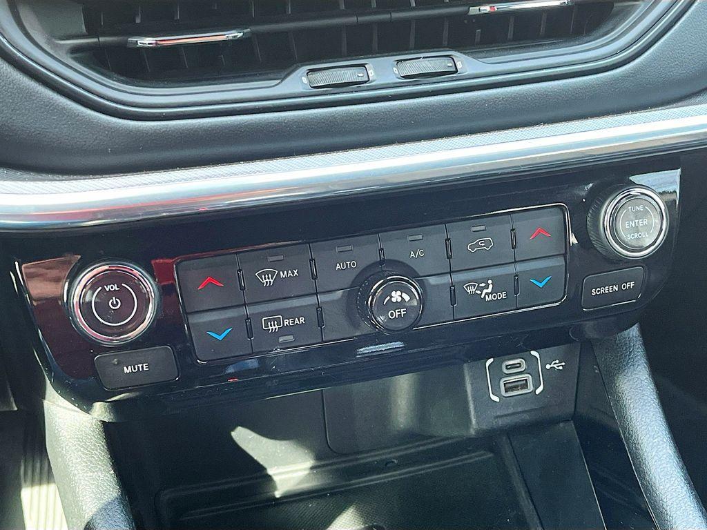 used 2023 Jeep Compass car, priced at $20,000