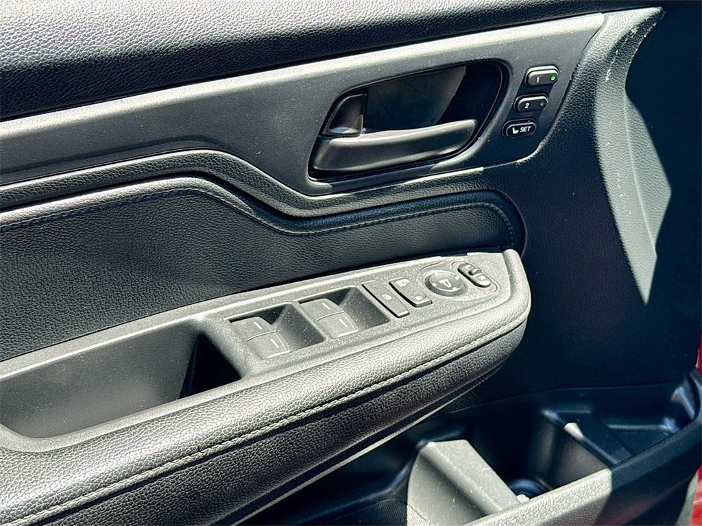 used 2023 Honda Odyssey car, priced at $30,000