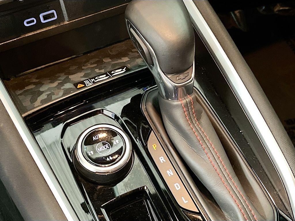 used 2024 Chevrolet Colorado car, priced at $33,400