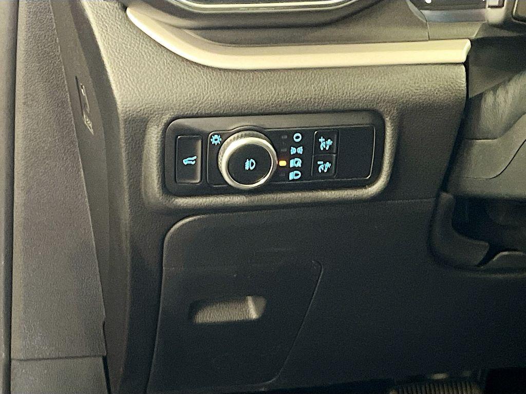 used 2024 Ford Explorer car, priced at $25,800