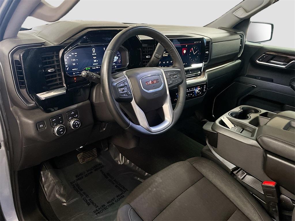 used 2023 GMC Sierra 1500 car, priced at $38,000