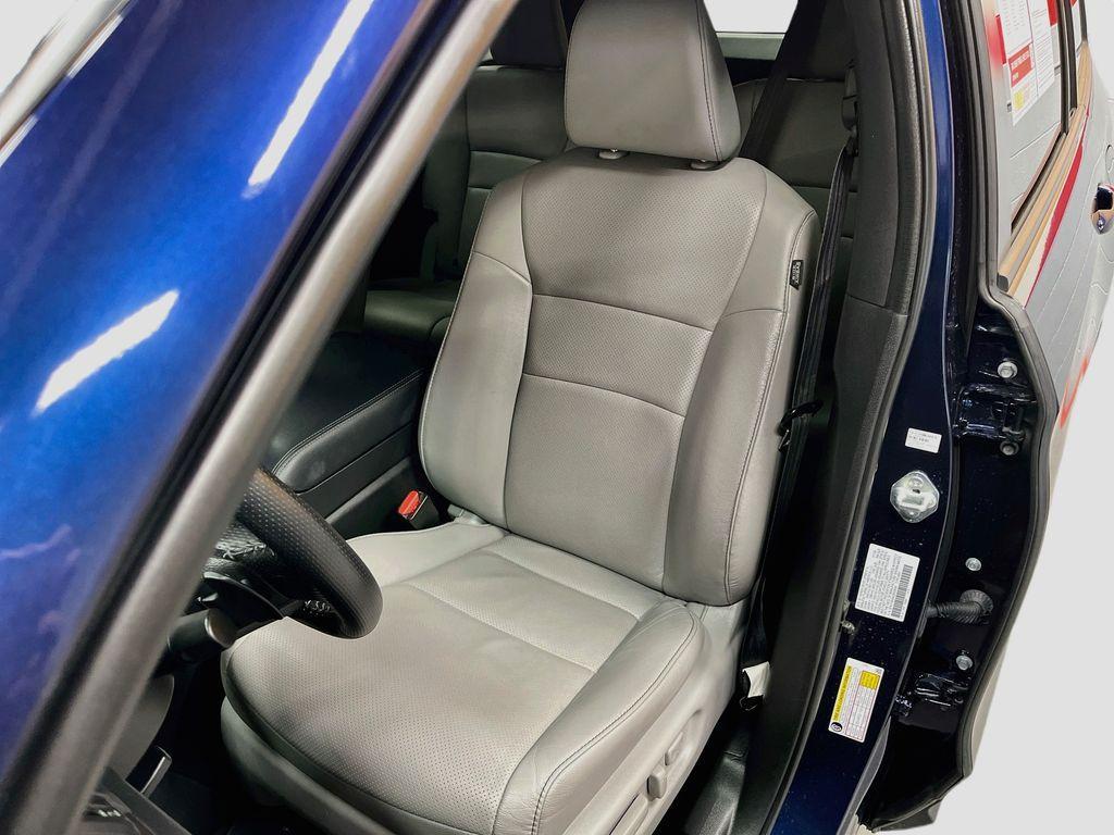 used 2025 Honda Passport car, priced at $31,200