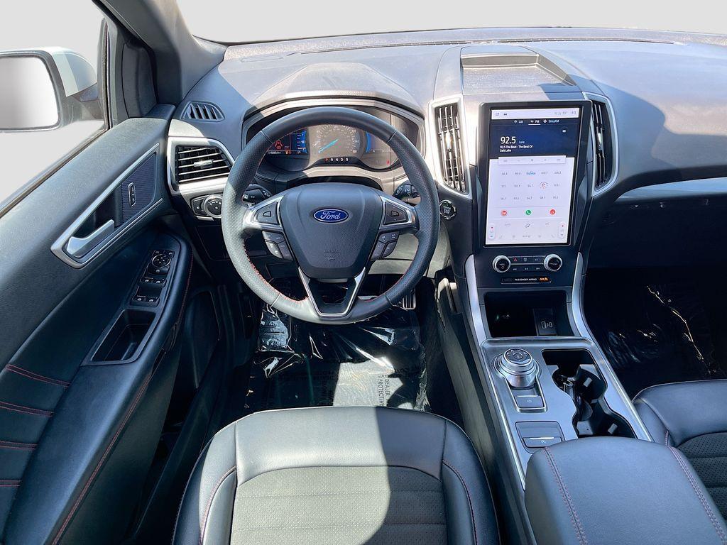 used 2024 Ford Edge car, priced at $27,199