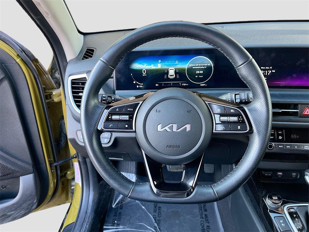 used 2024 Kia Seltos car, priced at $20,700