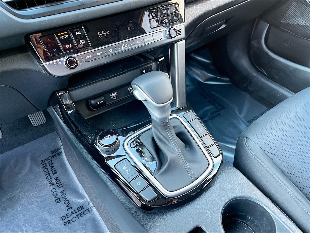 used 2024 Kia Seltos car, priced at $20,700