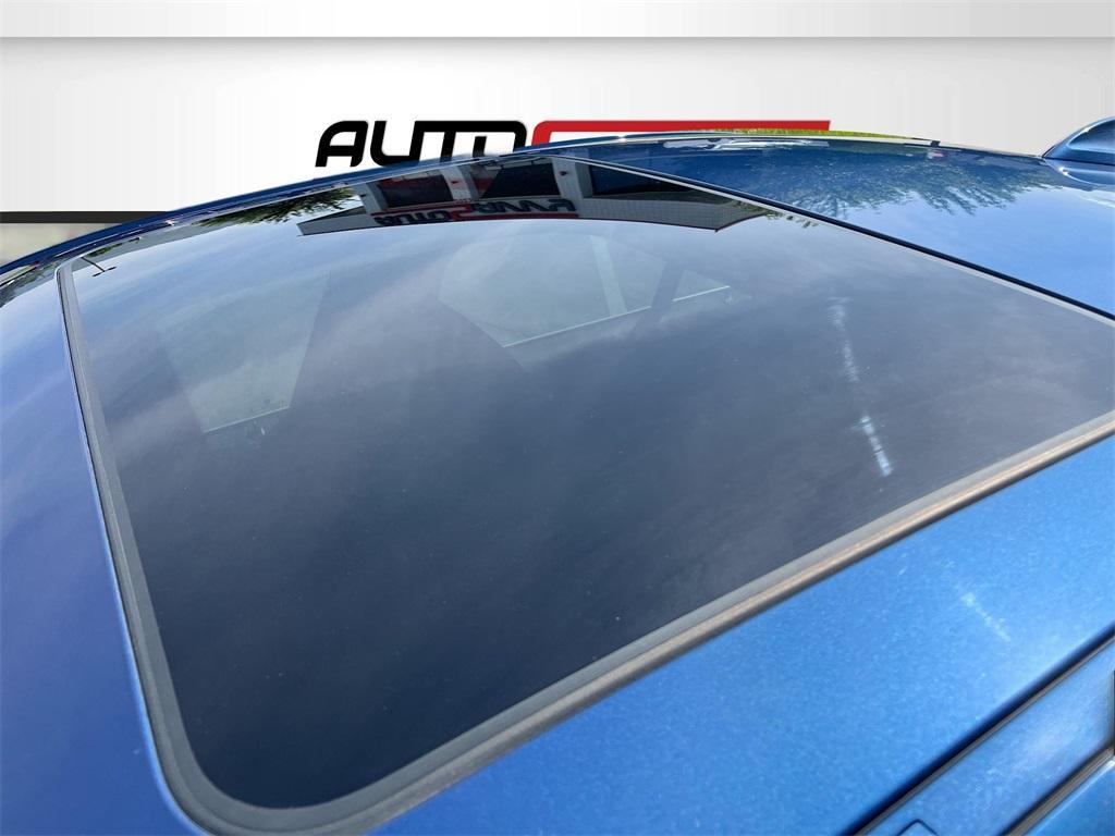 used 2021 BMW 330 car, priced at $21,900