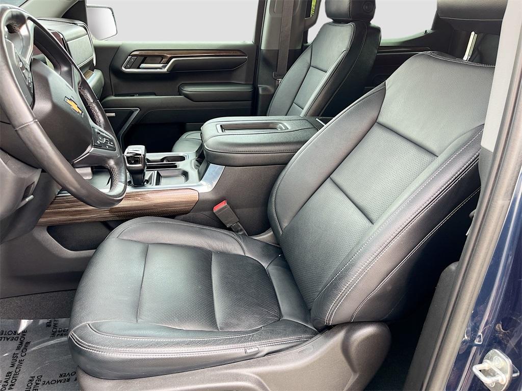 used 2022 Chevrolet Silverado 1500 car, priced at $35,800