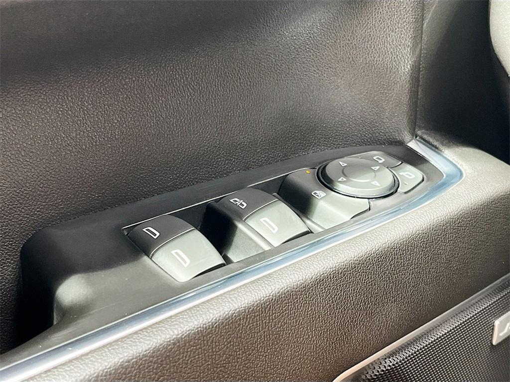 used 2022 Chevrolet Silverado 1500 car, priced at $35,800