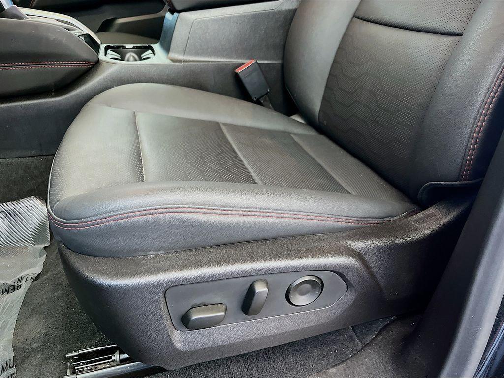 used 2025 Chevrolet Colorado car, priced at $33,800