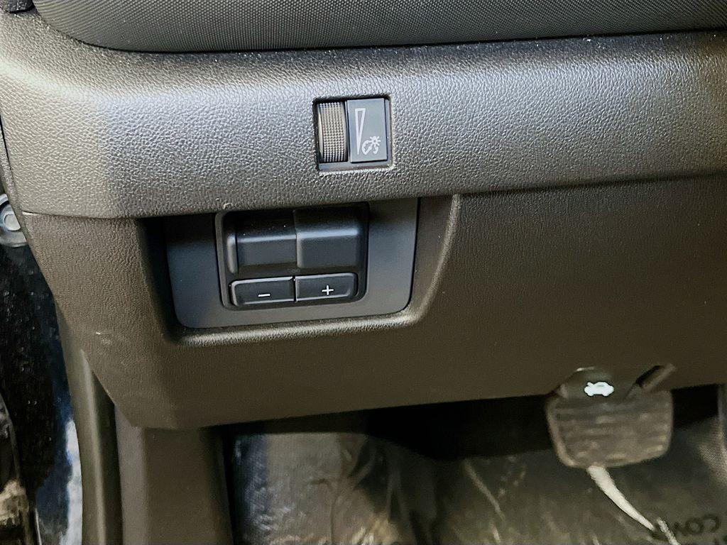 used 2025 Chevrolet Colorado car, priced at $33,800