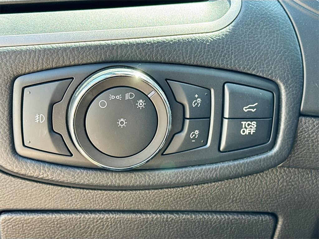 used 2022 Ford Edge car, priced at $21,200