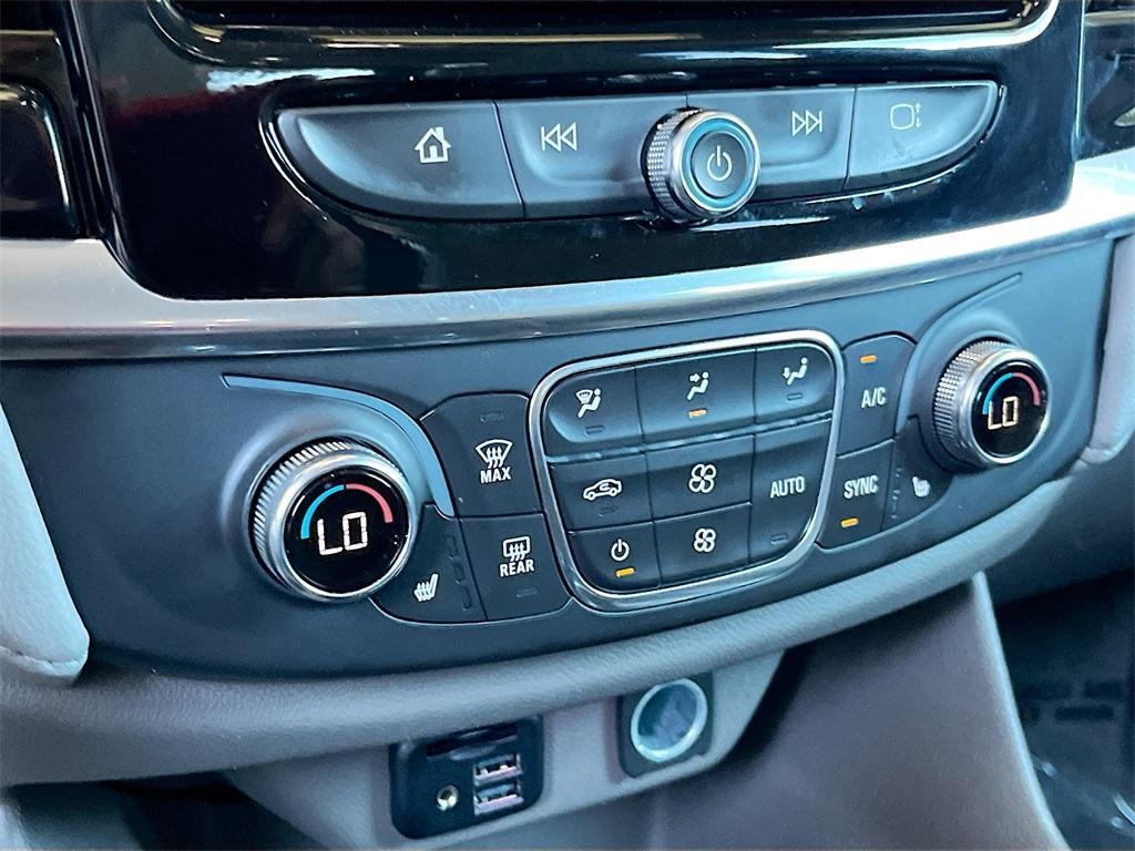 used 2020 Chevrolet Traverse car, priced at $18,500